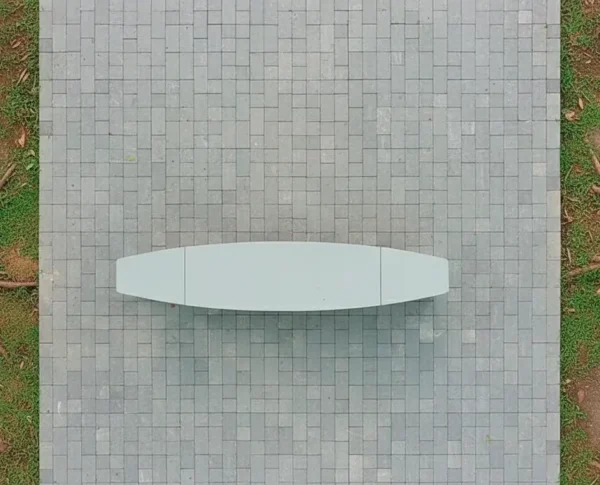 Banca de concreto funcional sin espaldar, modelo robusto para proyectos de alto tráfico, fabricada por Vivero Harmony en el Valle del Cauca.